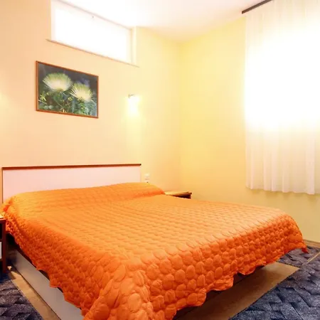 Apartman By The Sea Racisce, Korcula - 4344 *